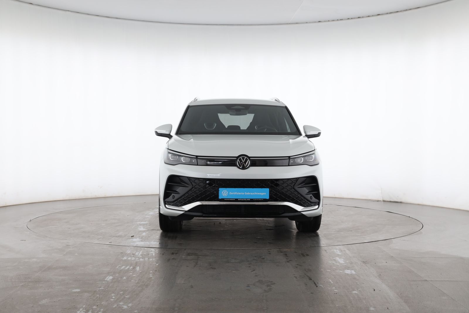 Volkswagen Tiguan 1.5 eTSI DSG R-Line NAVI LED AHK foto 5