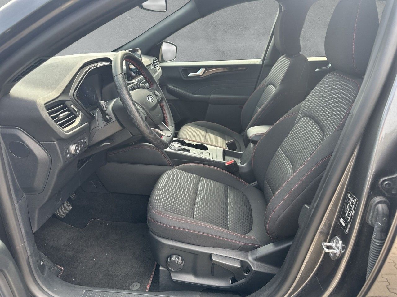 Fahrzeugabbildung Ford Kuga 2.5 Duratec PHEV St-Line