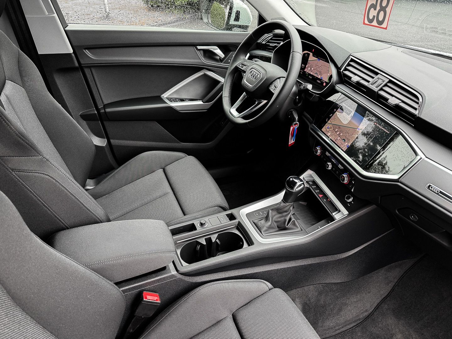 Audi Q3 Sportback 35TFSI S line Black ACC AHK Navi foto 7