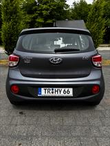 Hyundai i10 1.2 YES! Top gepflegt. 8-fach bereift. - Hyundai i10 von privat