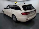 Mercedes-Benz E 200D T TAXI U-FREI*TAXAMETER*LED*2-HAND*ANALOG - : Taxi
