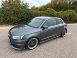 Audi A1 1,4 TFSI Sline Top Zustand Scheckheft - Audi A1: Sline