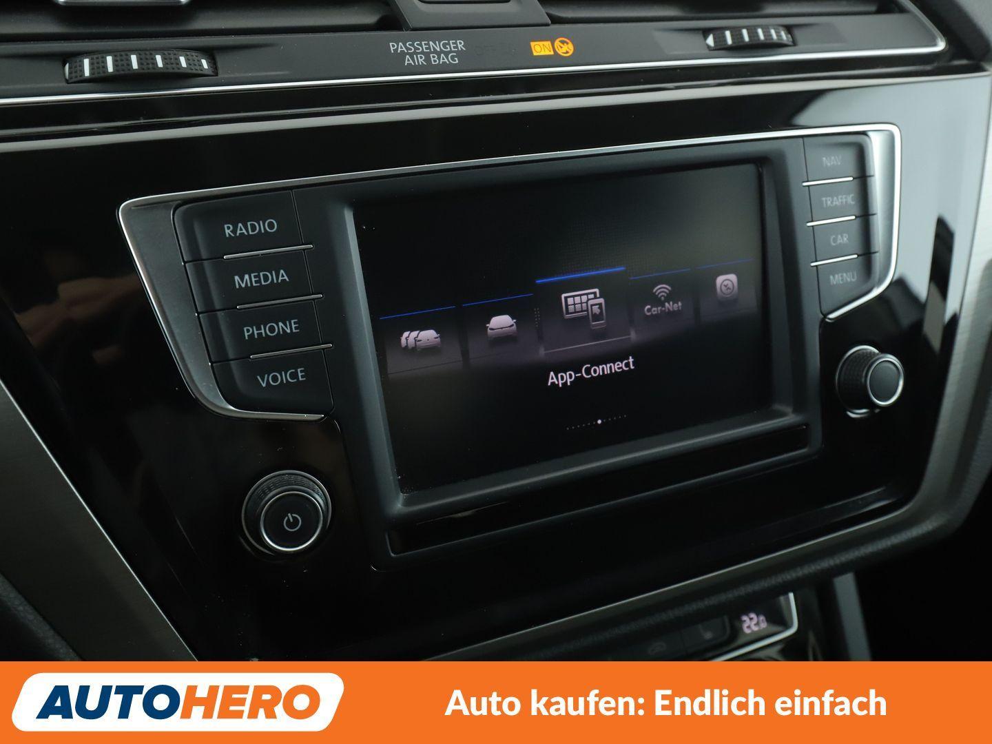 Volkswagen Touran 1.4 TSI Comfortline BlueMotion Tech *NAVI