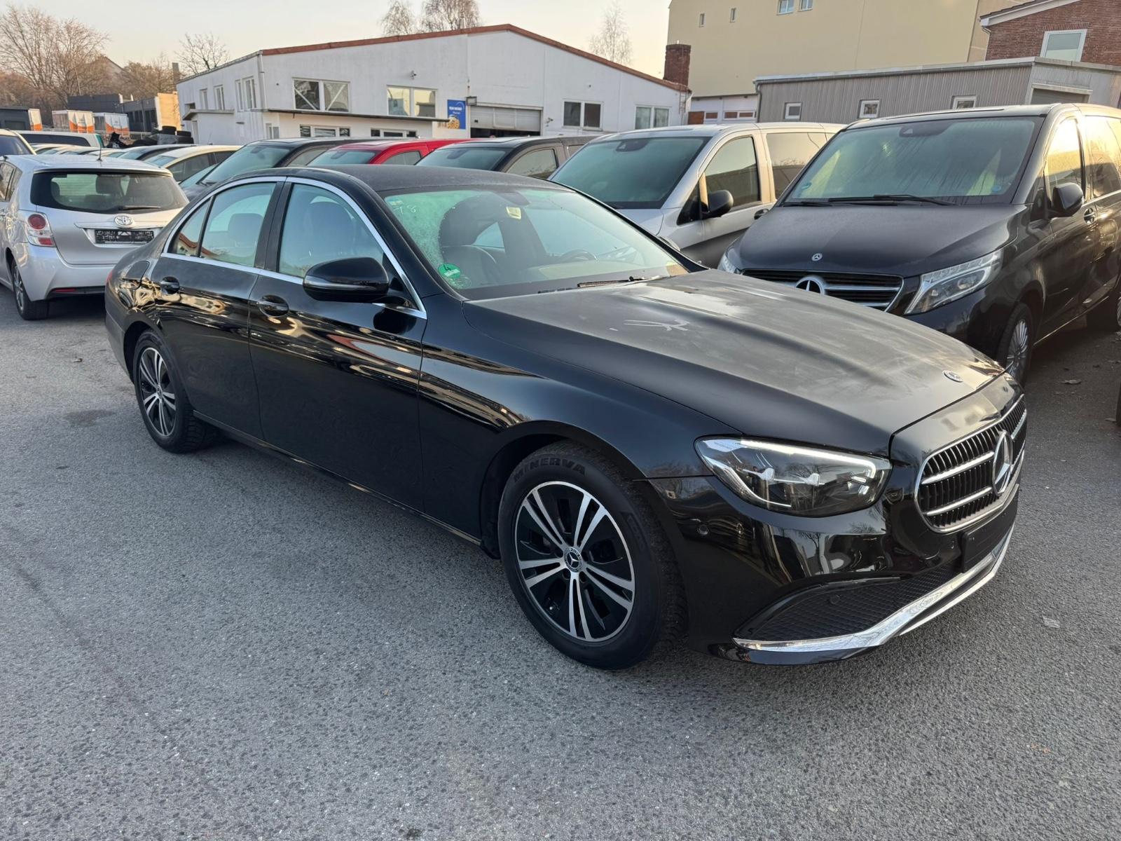 Mercedes-Benz E 220 d Autom.Navi*Wiedscreen