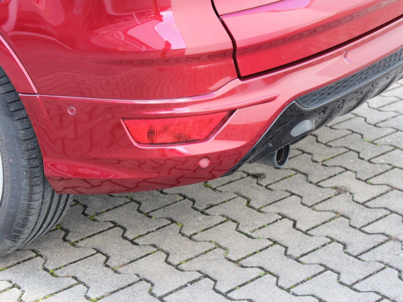 Fahrzeugabbildung Ford Kuga ST-Line 1,5 EcoBoost Start/Stopp
