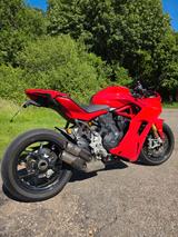 Ducati Supersport 939/950 S DESMO SERVICE - Akrapovic - Angebote