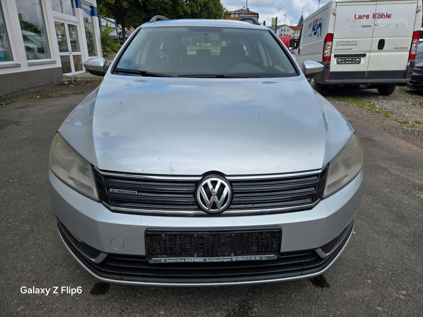 Volkswagen Passat 2013 — interior