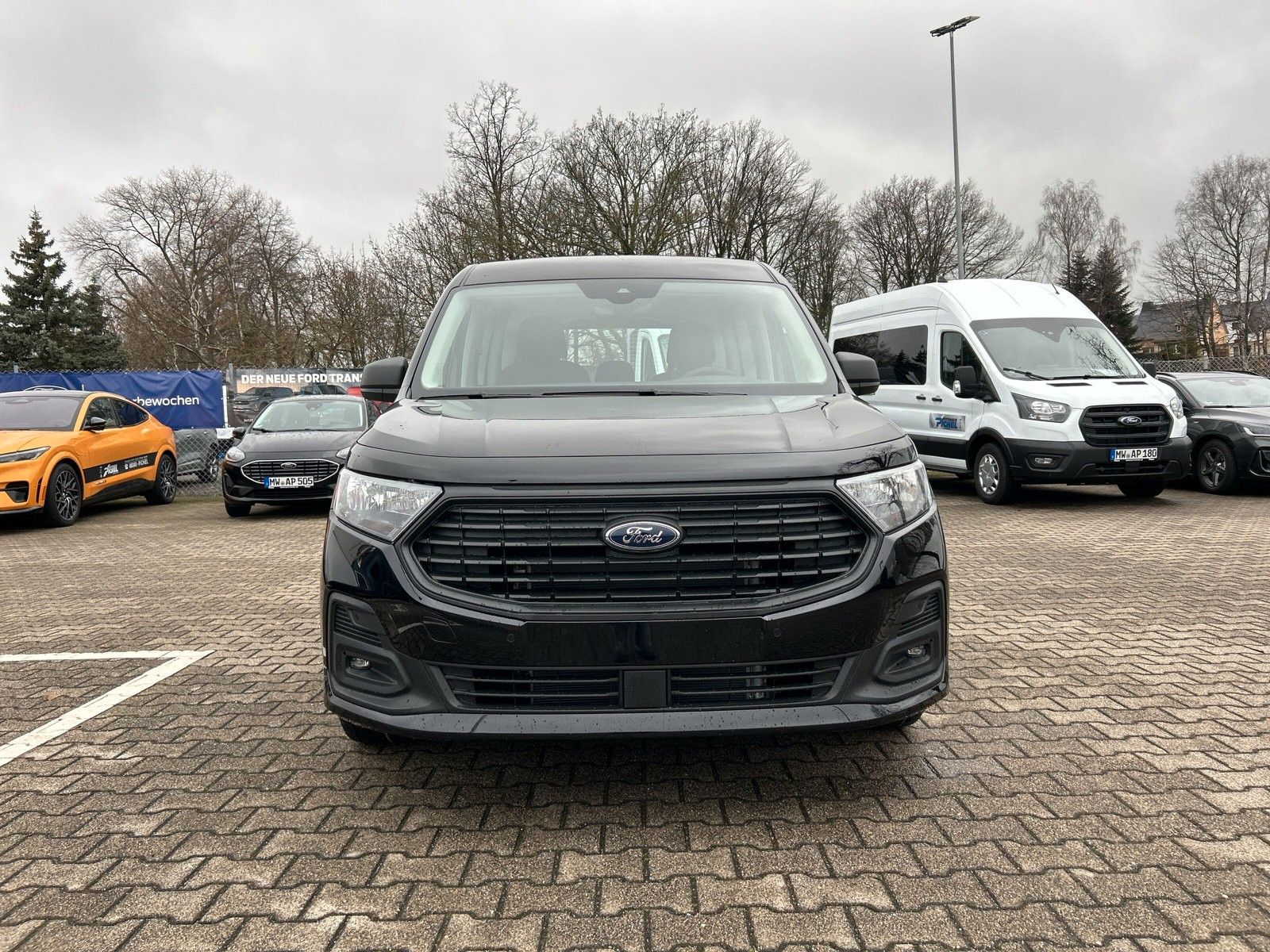 Ford Tourneo - Bild 8