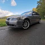 BMW 530XI grau - BMW 530: 530xi