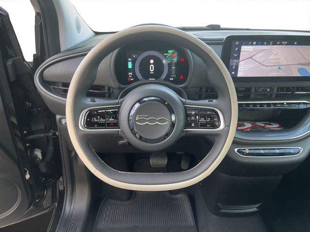 Fiat 500 e Cabrio La Prima 42kWh Navi+RFK+SHZ+LED+LM