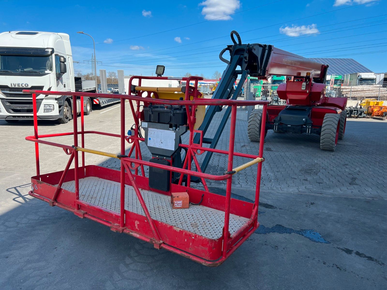 Fahrzeugabbildung Andere Magni DTB 28 RT 4x4 / 28,5m / 454kg / nur 1.388h