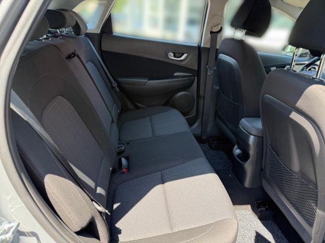 Fahrzeugabbildung Hyundai KONA 1.0 Trend 2WD +KLIMA+NAVI+PDC+SHZ+RFK+UVM+