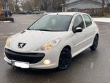 Peugeot 206+   - Peugeot 206 von privat