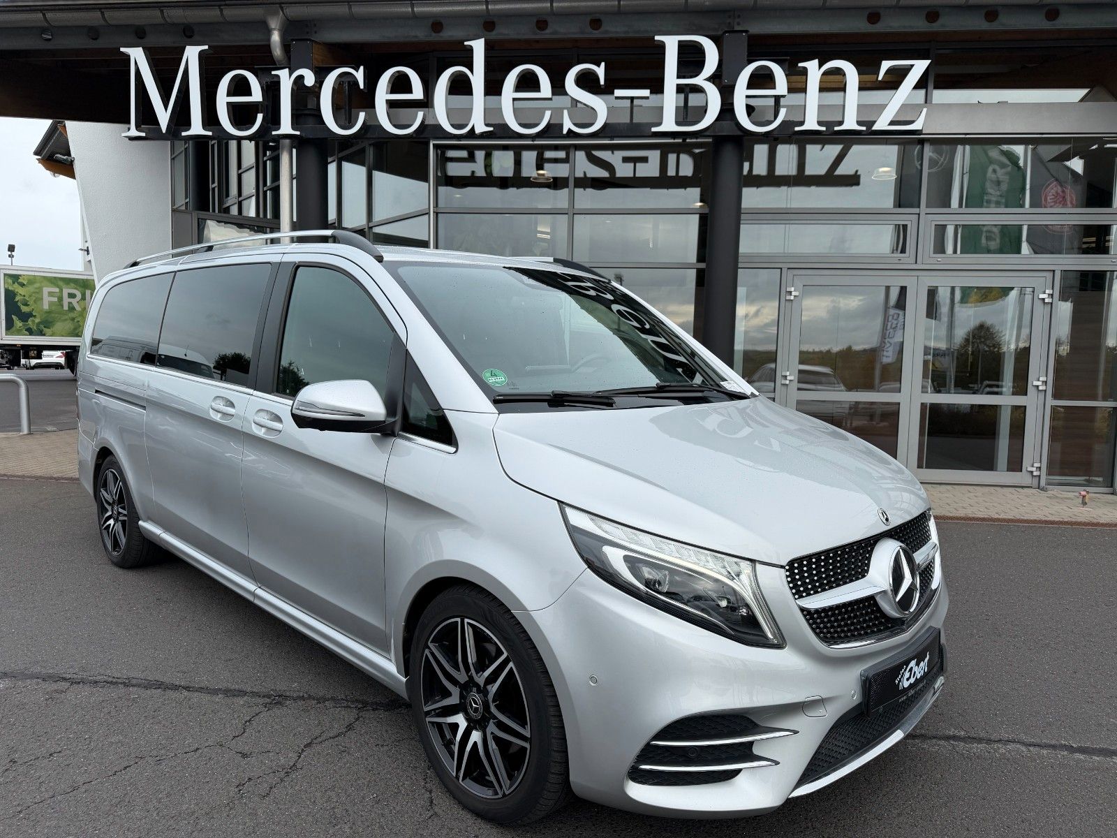 Fahrzeugabbildung Mercedes-Benz V 250 d AVANTGARDE ED AMG DISTRONIC Sitzklima