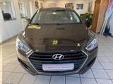Hyundai i40 cw blue Classic /AHK/8-FACH BEREIFT - Hyundai i40 aus 2016