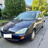 Ford Focus 1.6 *TÜV NEU*Klima*2. Hand - gebrauchte Ford Focus aus dem Jahr 2001