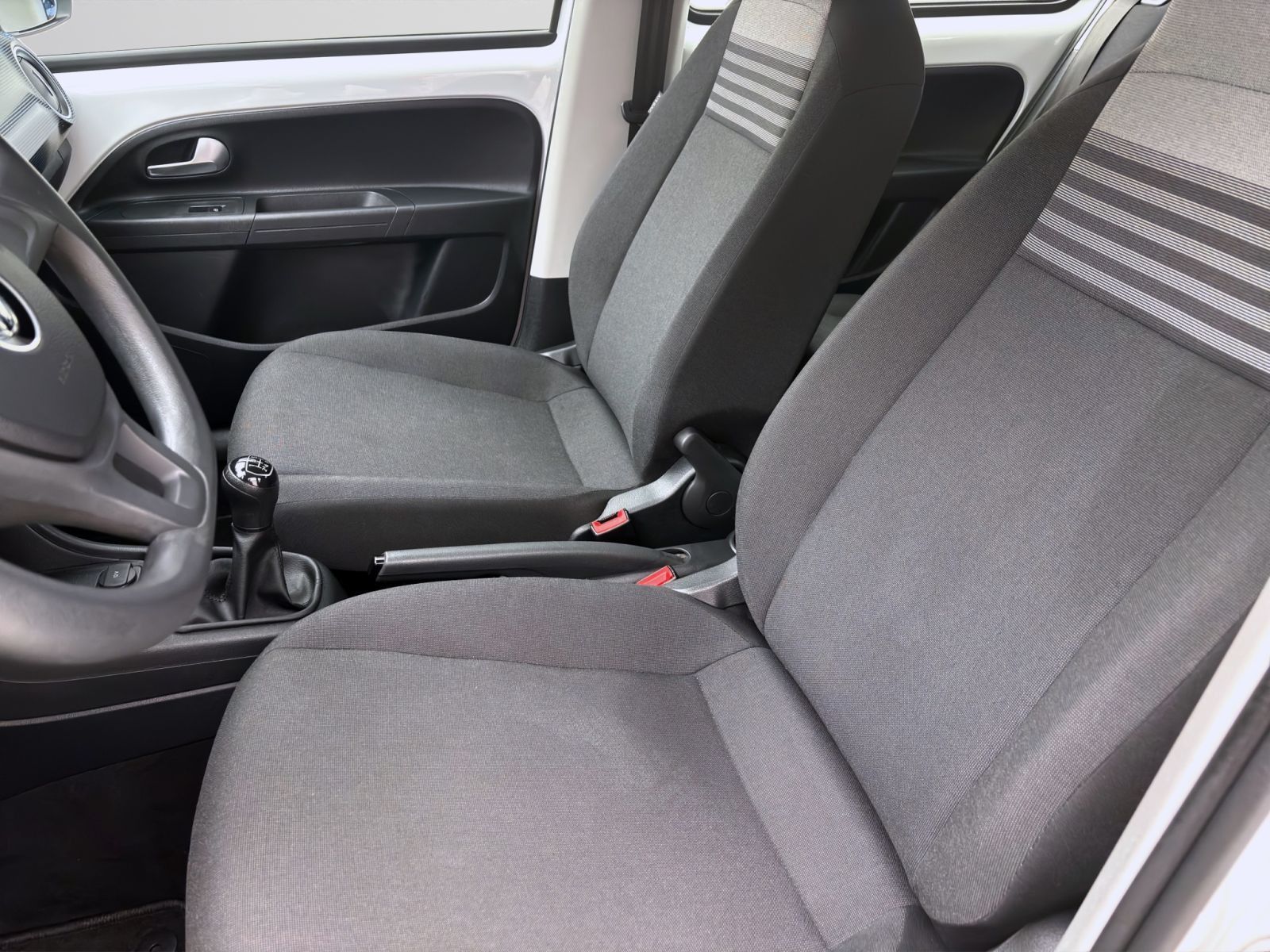 Volkswagen up! - Bild 10