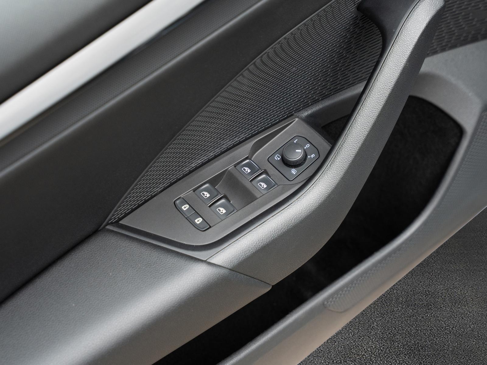 Skoda Octavia Ambition Clever DAB+ SmartLink, миниатюра 23