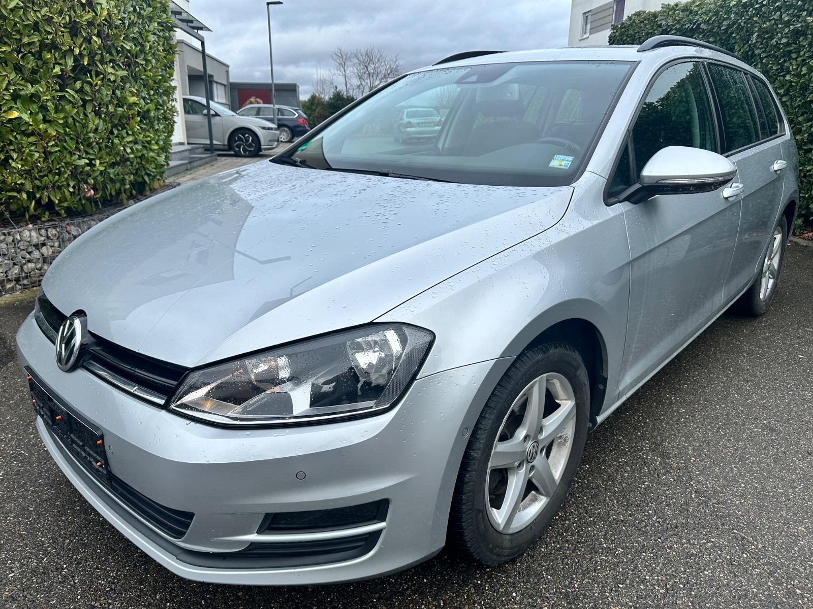 Volkswagen Golf VII Variant Comfortline ACC 1.HAND PDC