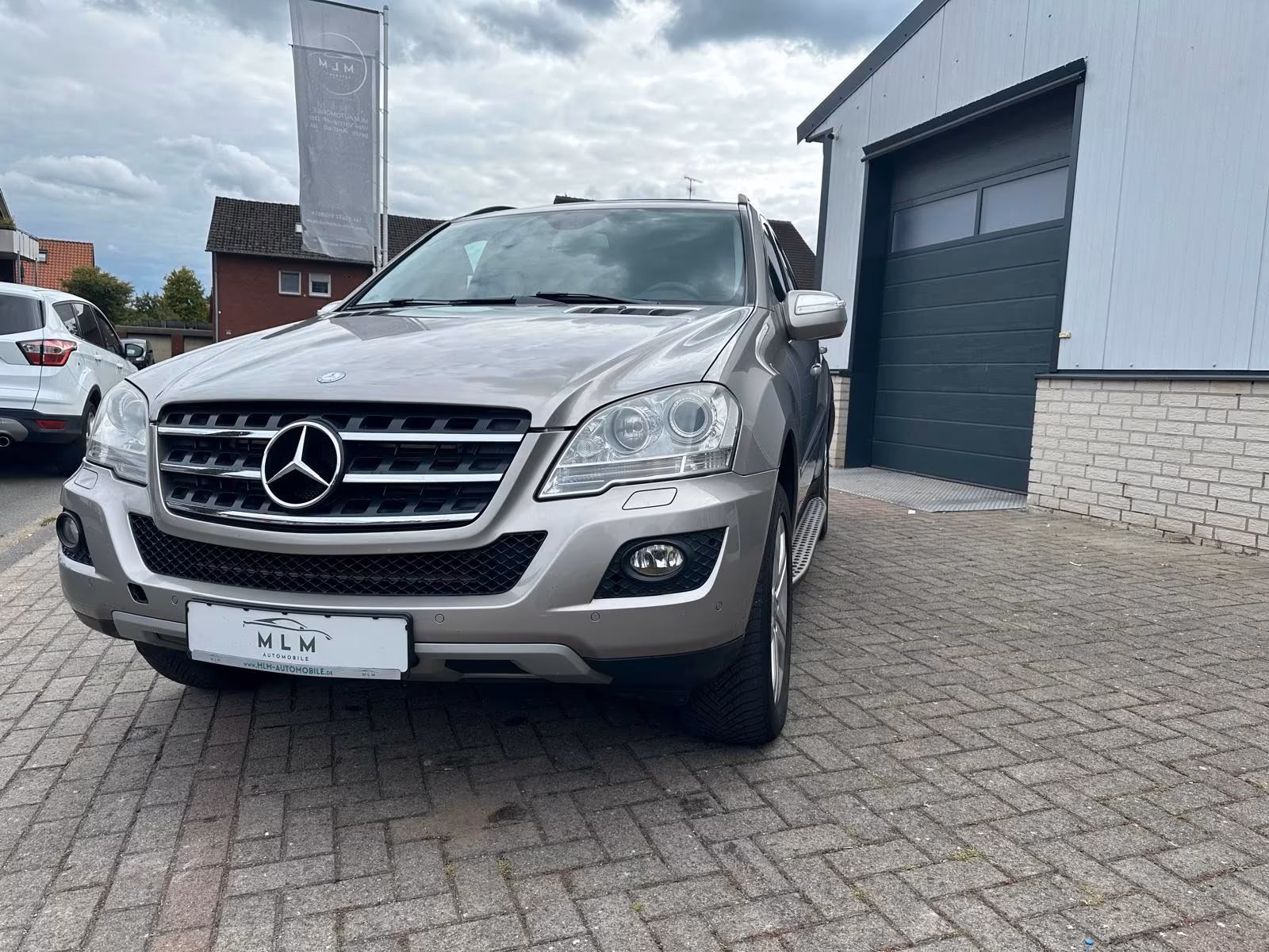 Mercedes-Benz ML 320 CDI 4-Matic Leder Navi AHK SBD Xenon PDC