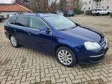 Volkswagen VW Golf 1.6 102PS AUTOMATIK PDC/Tempomat/K... - Volkswagen Golf: 102 Ps