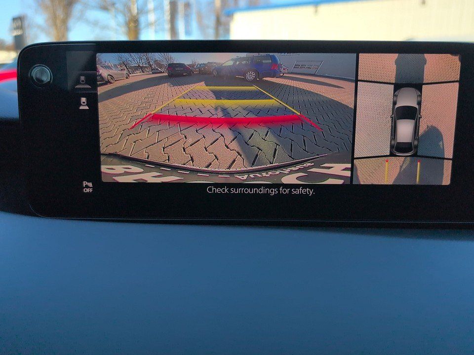 Fahrzeugabbildung Mazda 3 SKY-G 140 EXCLUSIVE DESI/DASO-P 360+BOSE+HUD++