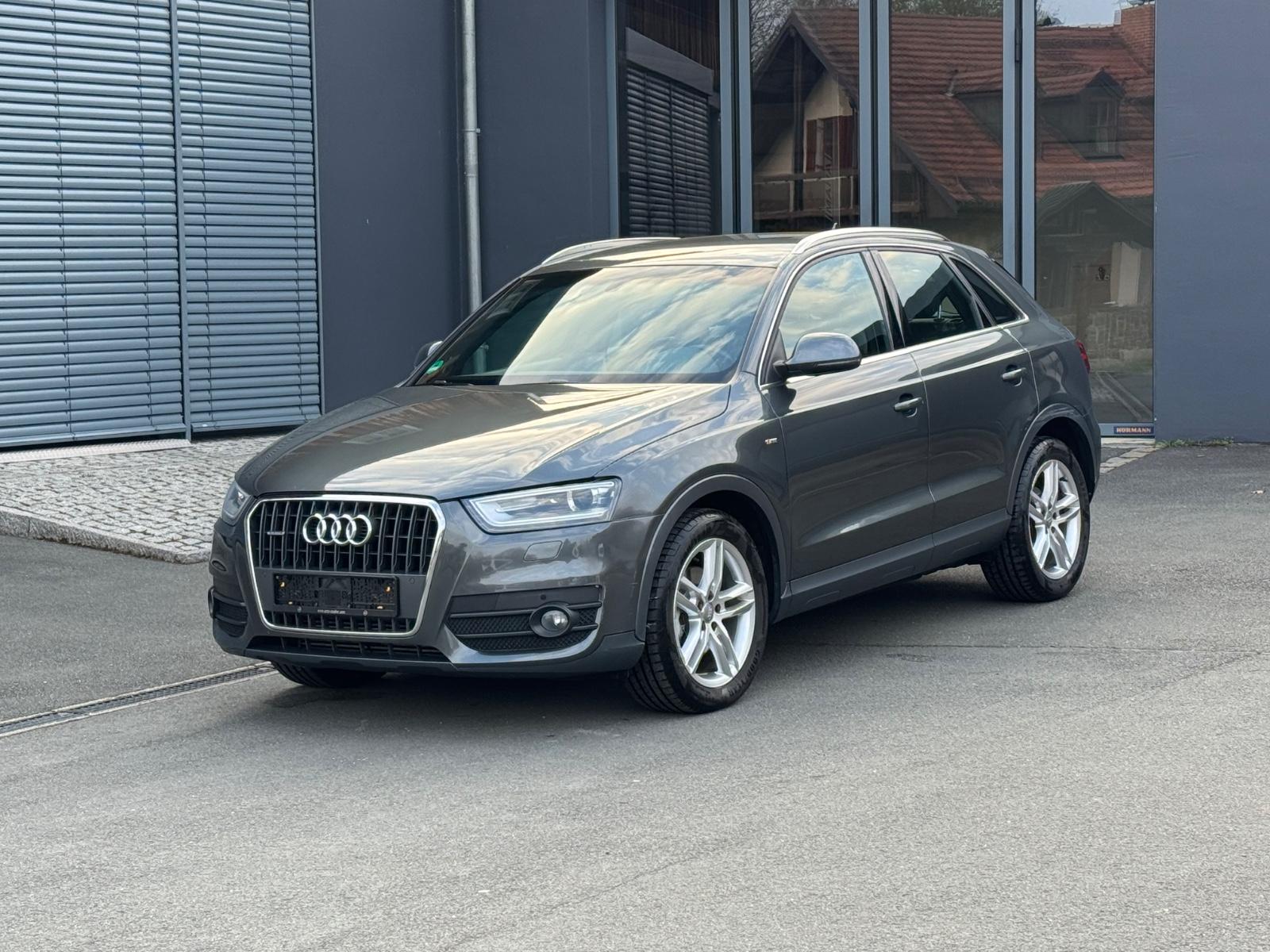 Audi Q3 2.0 TDI quattro S-Line Navi Xenon