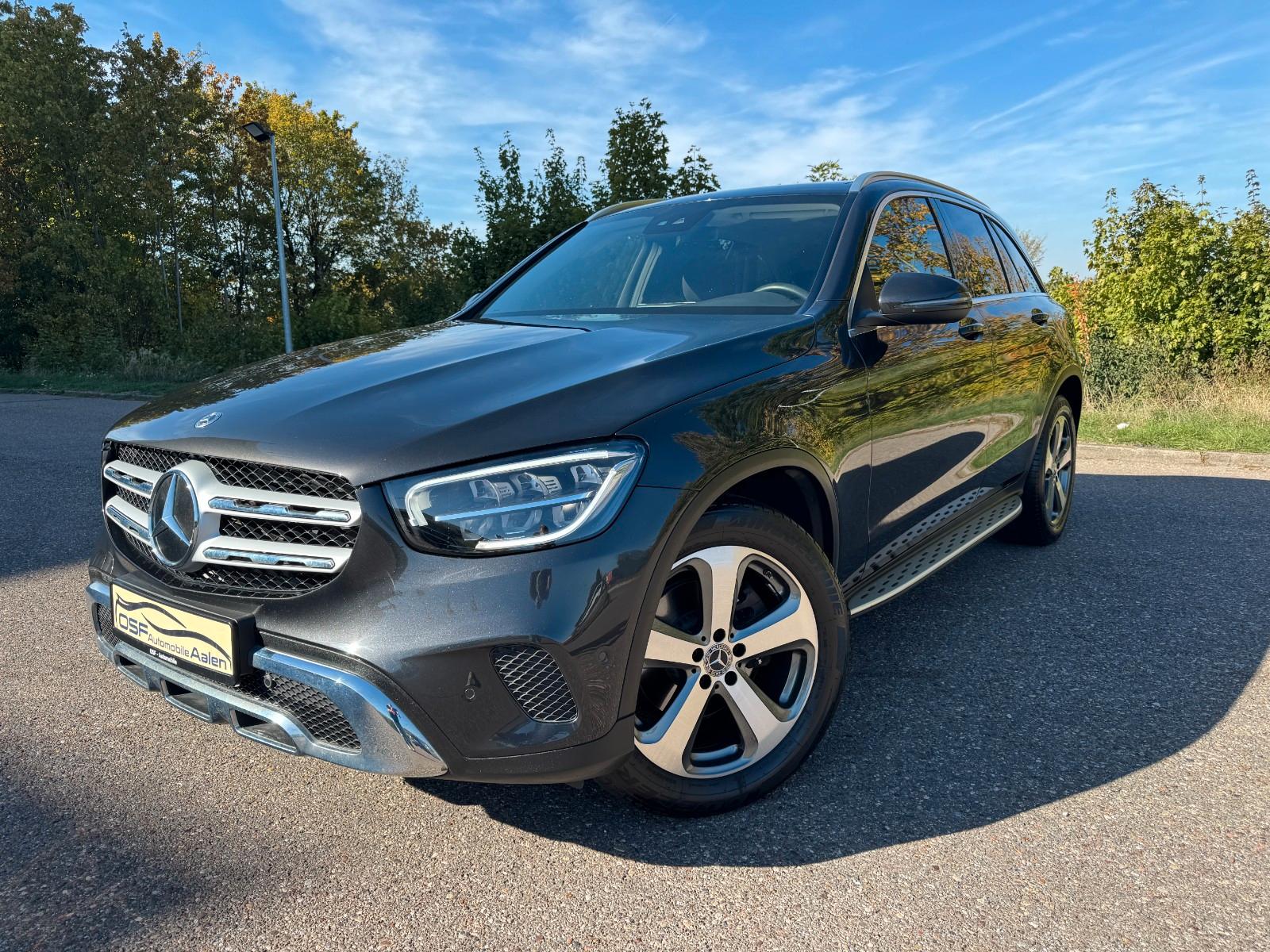 Mercedes-Benz GLC 220 d 4Matic,LED,R.Kam,Trittbrett,Panorama