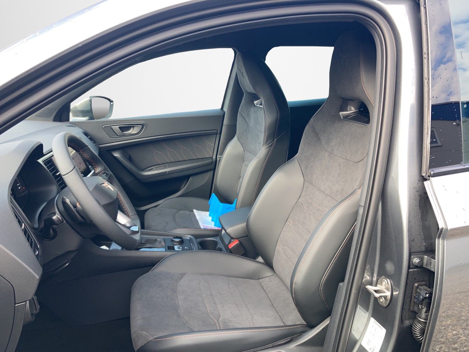 CUPRA Ateca 1.5 TSI DSG 110kW/150PS - Image 9