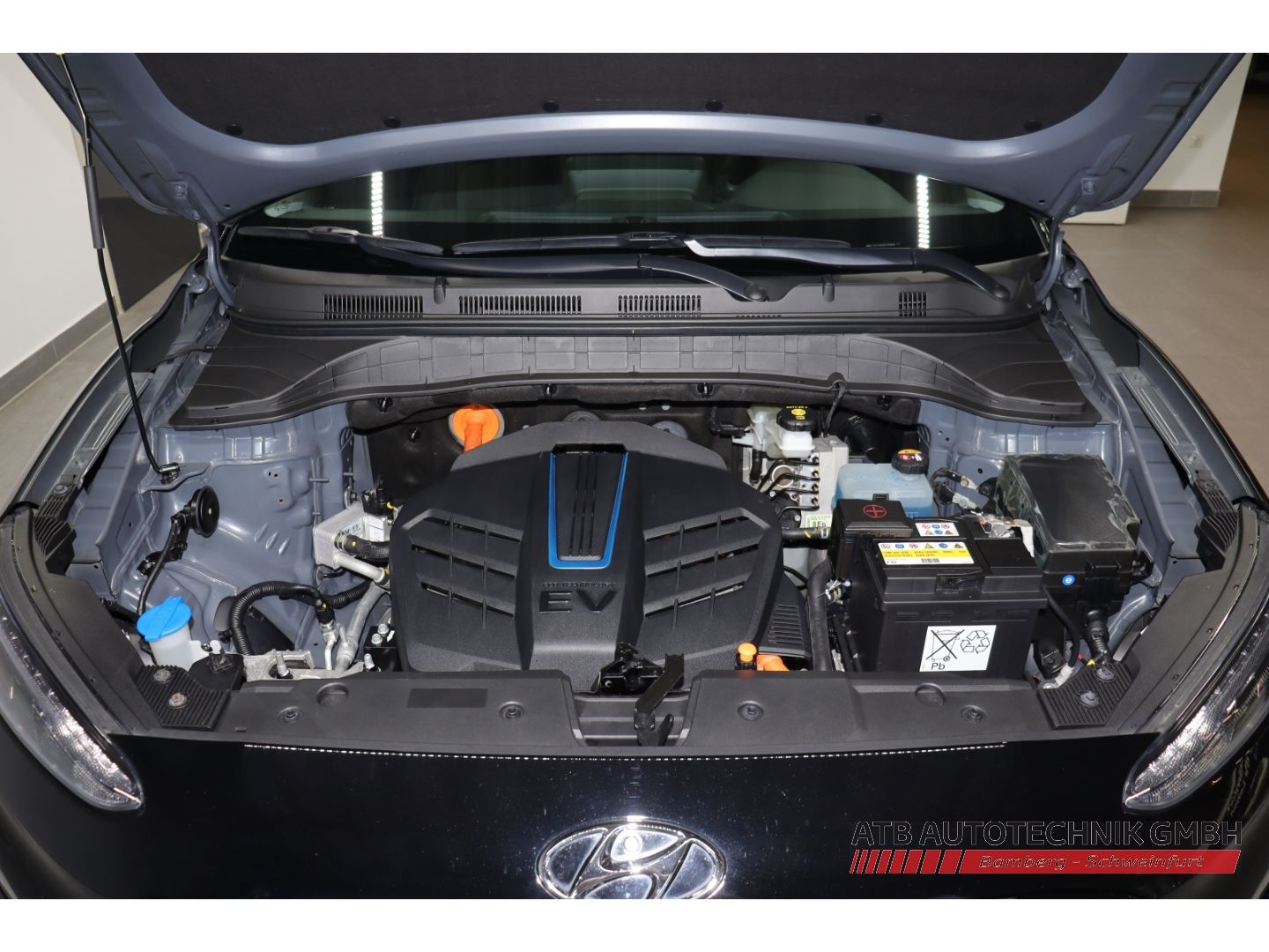 Fahrzeugabbildung Hyundai KONA Elektro Select 2WD 39,2kWh 96,2% SOH ACC Ap
