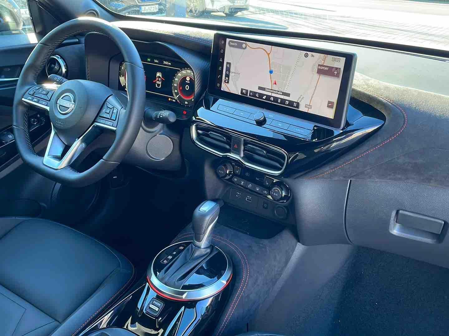 Nissan Juke 1.0 DIG-T Automatik Redline Edition, миниатюра 17