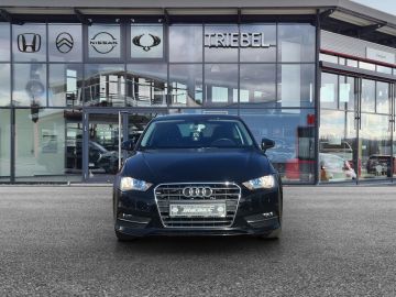 Audi A3 1.2 TFSI Attraction °AHK°SHZ°AAC°Allwetter°