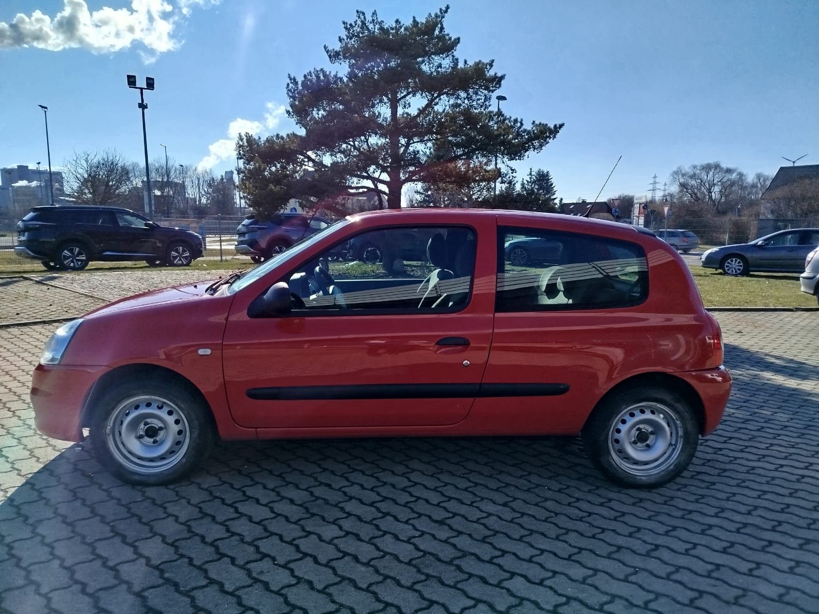 Fahrzeugabbildung Renault Clio II Campus Authentique