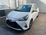 Toyota Yaris Hybrid Team D*NAVI*KAMERA*BLUETOOTH* - Toyota Yaris Gebrauchtwagen in Stuttgart