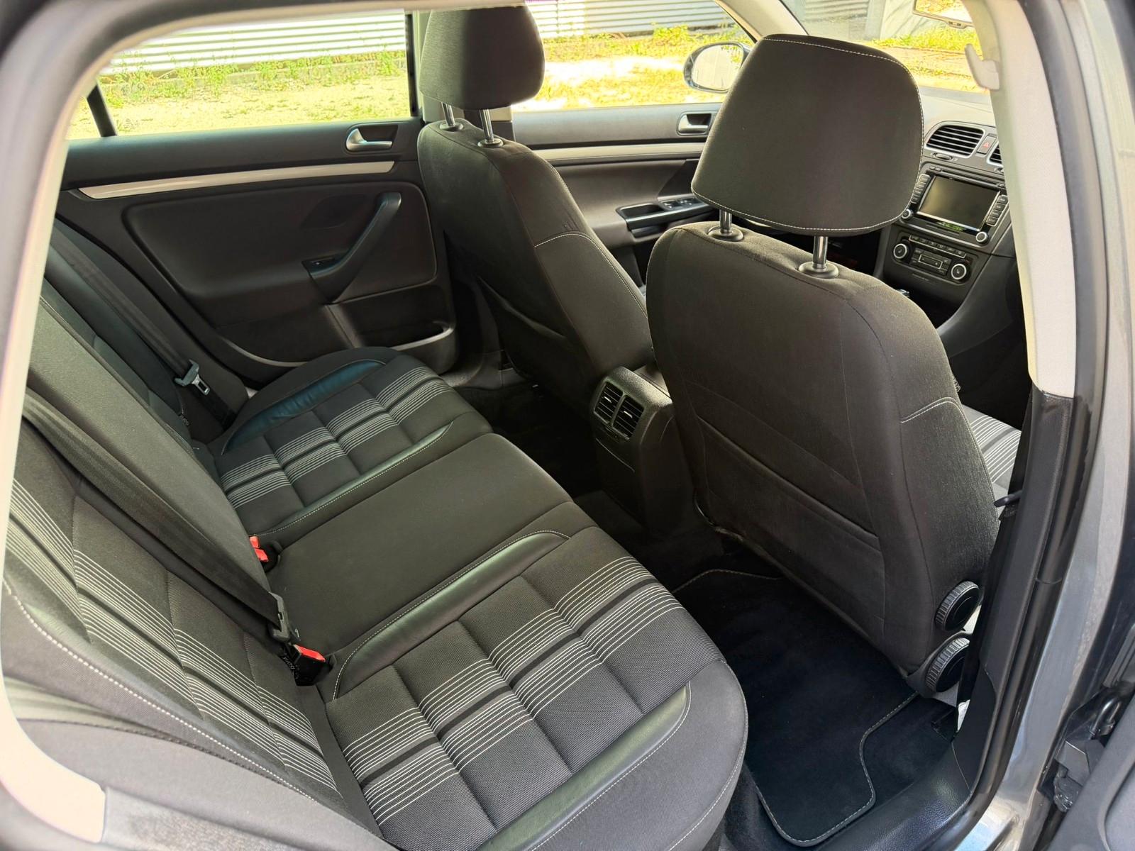 Volkswagen Golf 2012 — photo 9