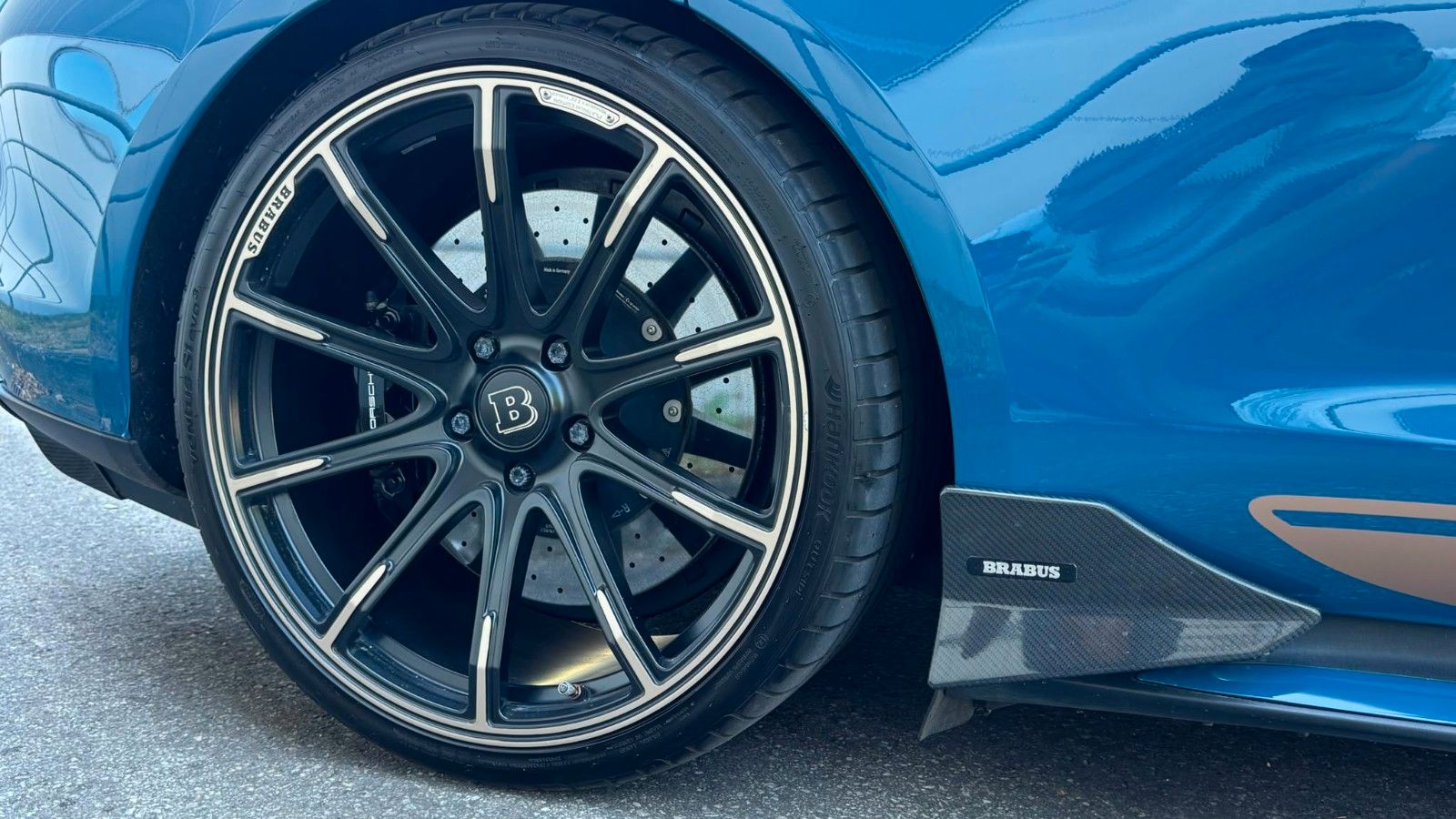 Porsche Taycan Turbo S / BRABUS / Carbon foto 20