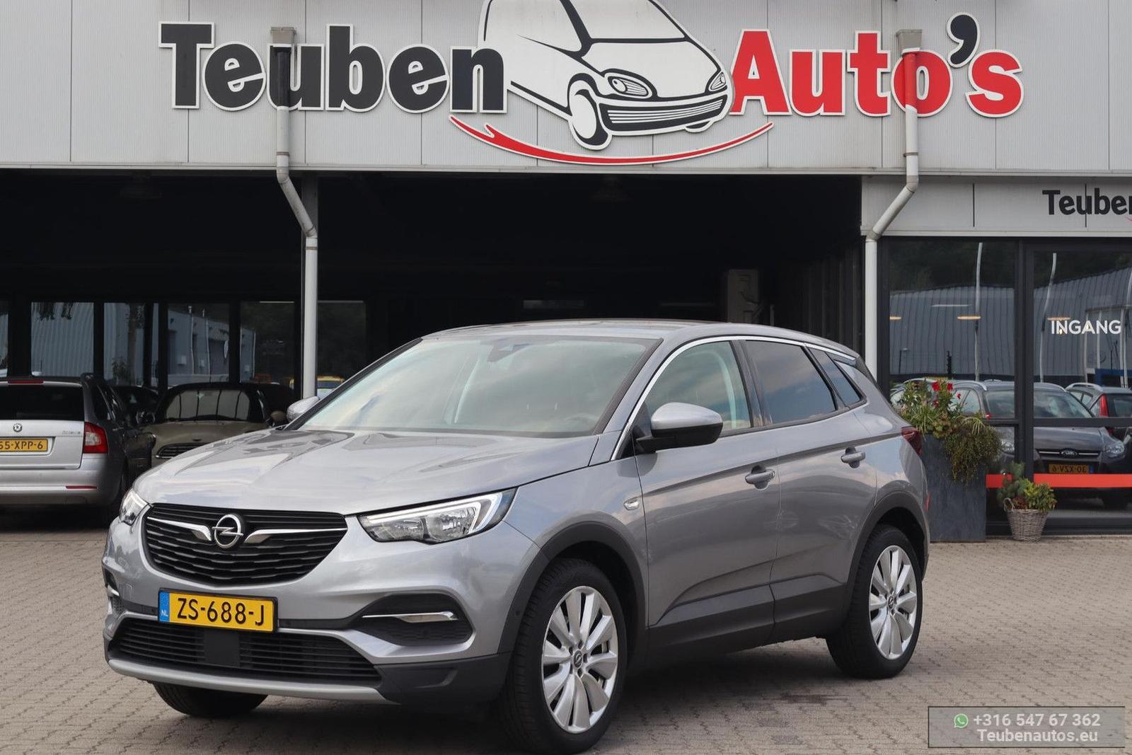 Opel Grandland X 1.2 Turbo Business Executive klima c