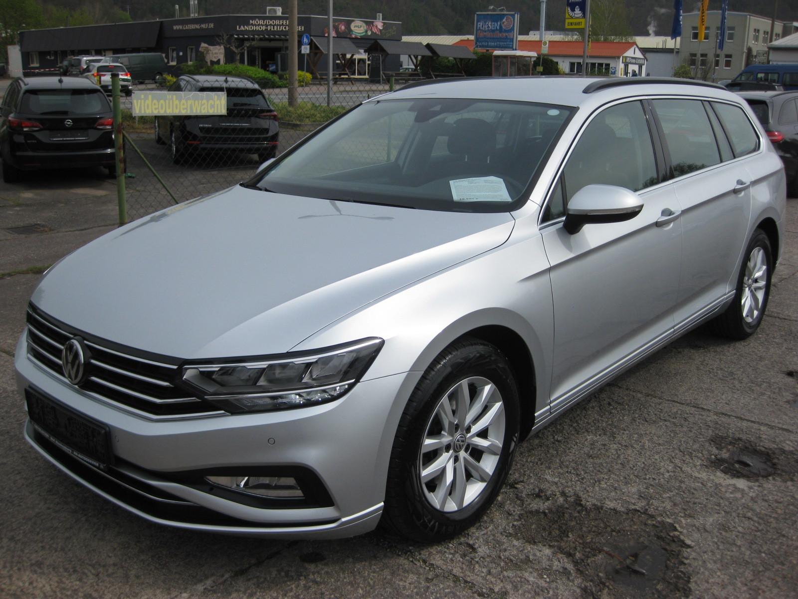 Volkswagen Passat Variant Business**ACC**LED**