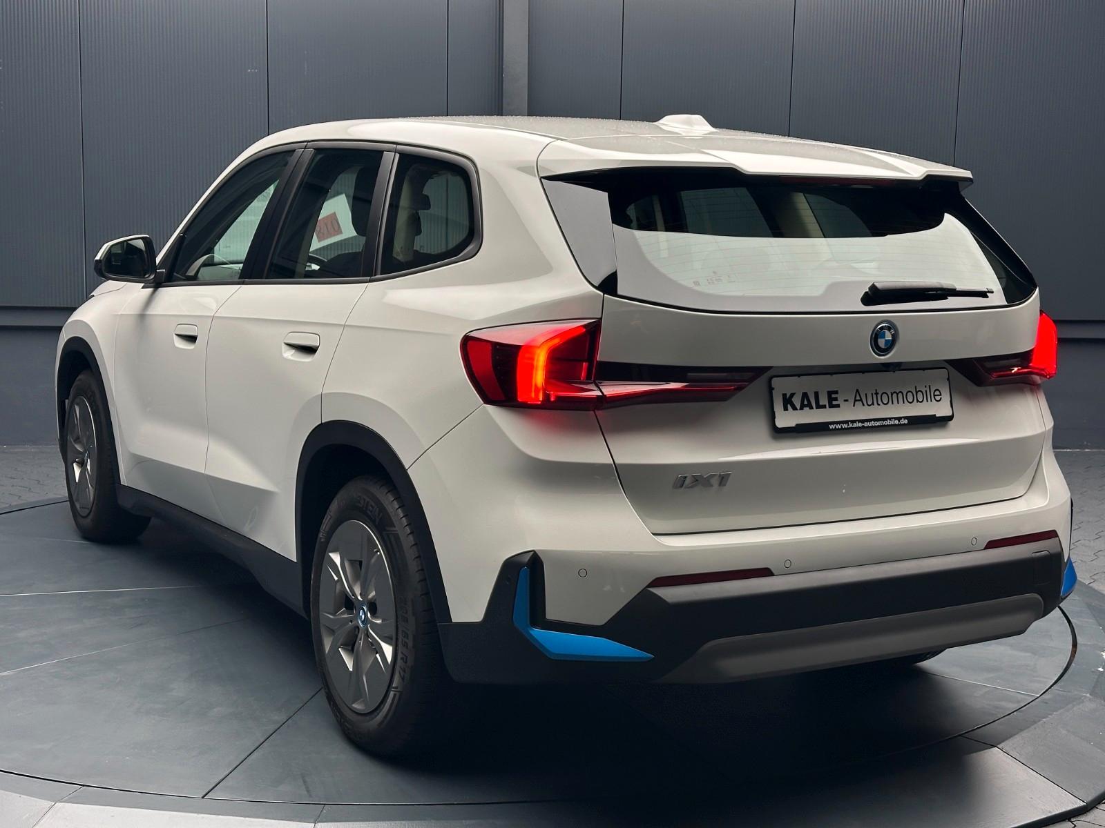 BMW iX1 xDrive30 *NAVI*KAMERA*Sitzhzg*Alexa*, миниатюра 3