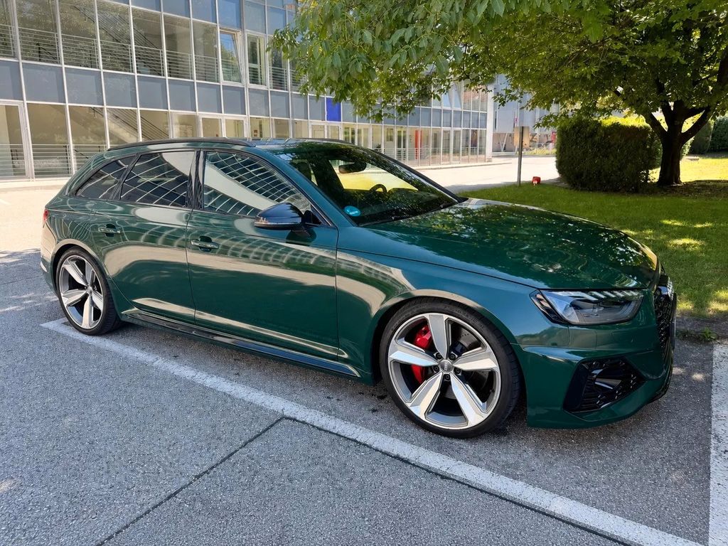 Image of Audi RS4