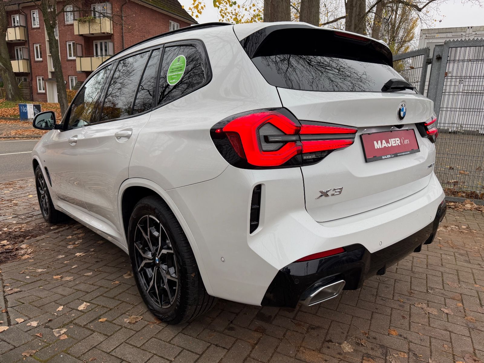 Fahrzeugabbildung BMW X3 xDrive 20i M Sport*LED*ROT*KAMERA*NAVI*SPORT