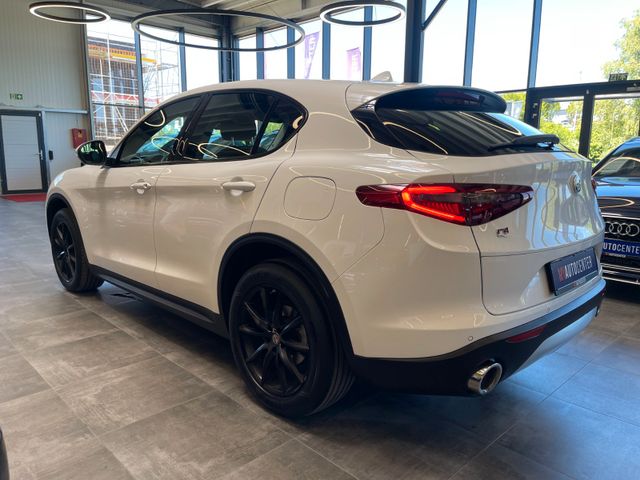 Alfa Romeo Stelvio Super Q4 *KAM*NAVI*TEMPOMAT*LKHZ*