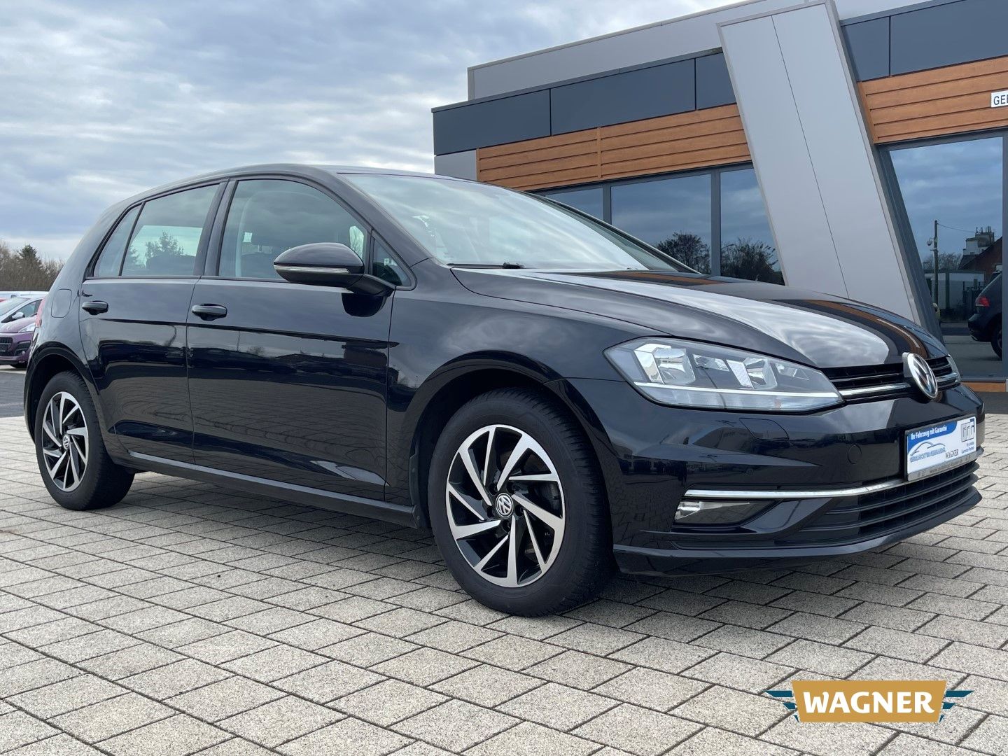 Fahrzeugabbildung Volkswagen Golf VII Comfortline BMT Start-Stopp