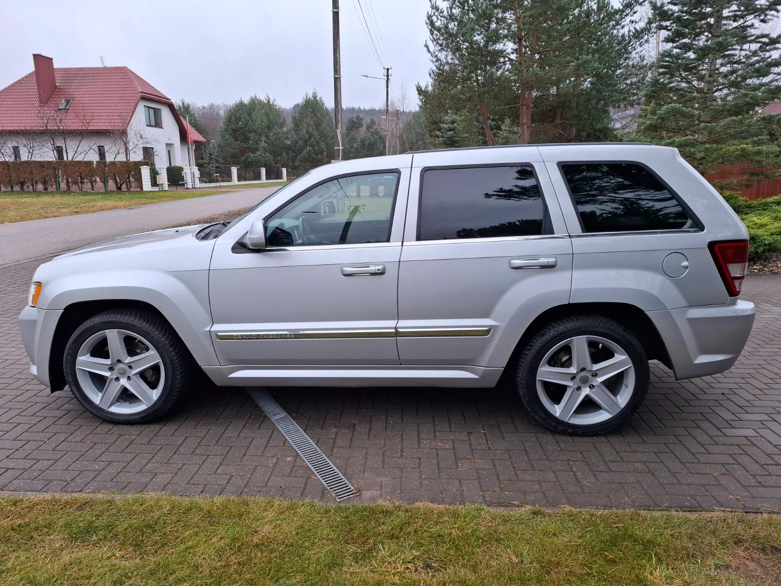 JEEP GRAND CHEROKEE SRT8 6.1 V8 HEMI BVA | 426 ch | 4X4 | PACK SPORT | VOLANT EN CUIR