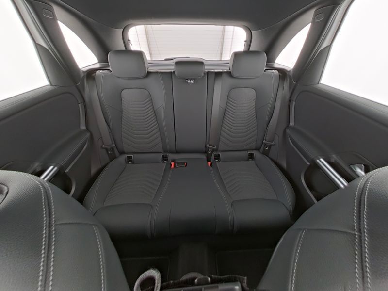 Fahrzeugabbildung Mercedes-Benz B 200 Progressive AHK+LED+Kam+CarPlay+WinterPak