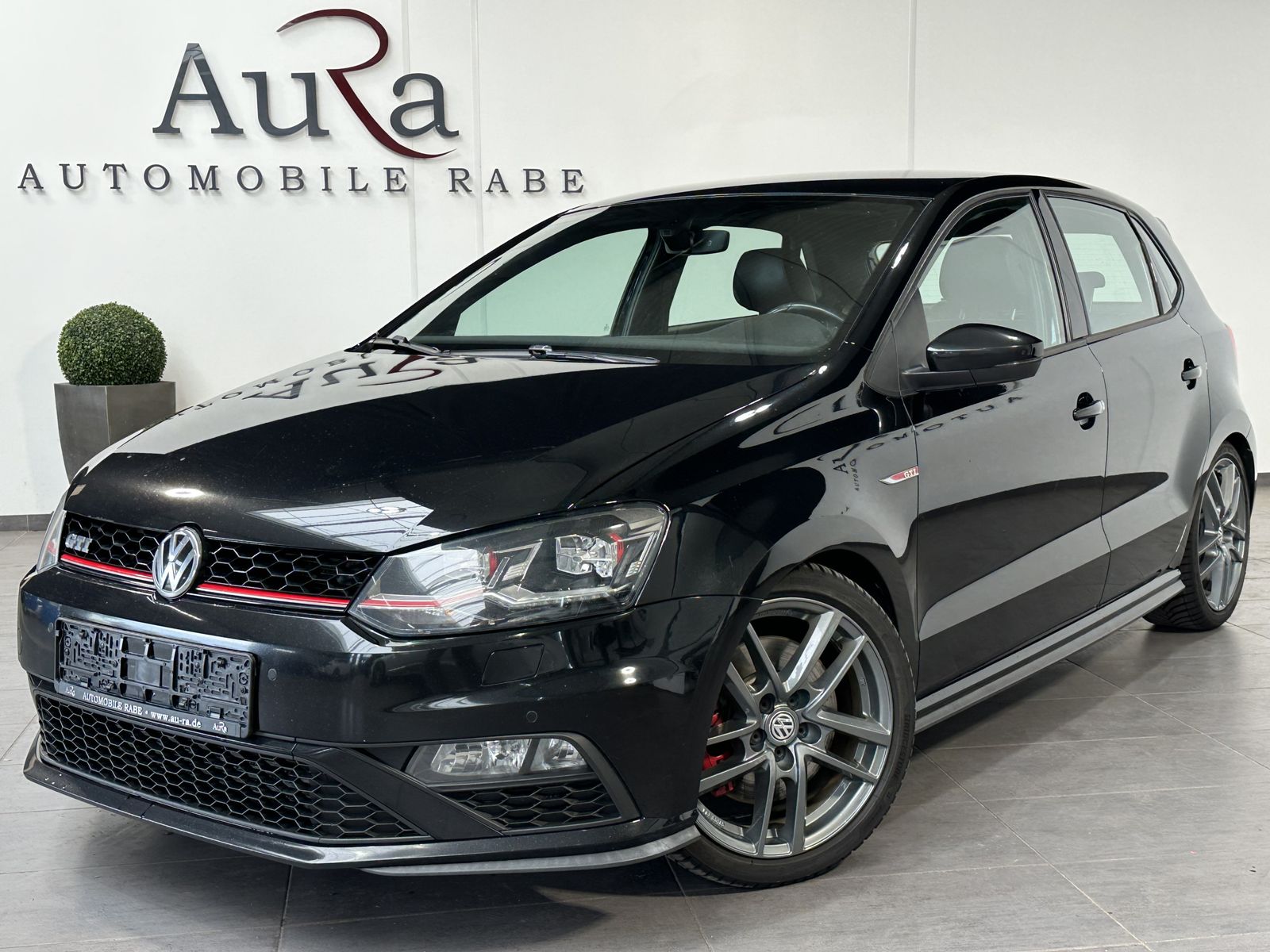 Fahrzeugabbildung Volkswagen Polo 1.8 TSI GTI NAV+LED+SHZ+APS+BLUETOOTH+EU6+2
