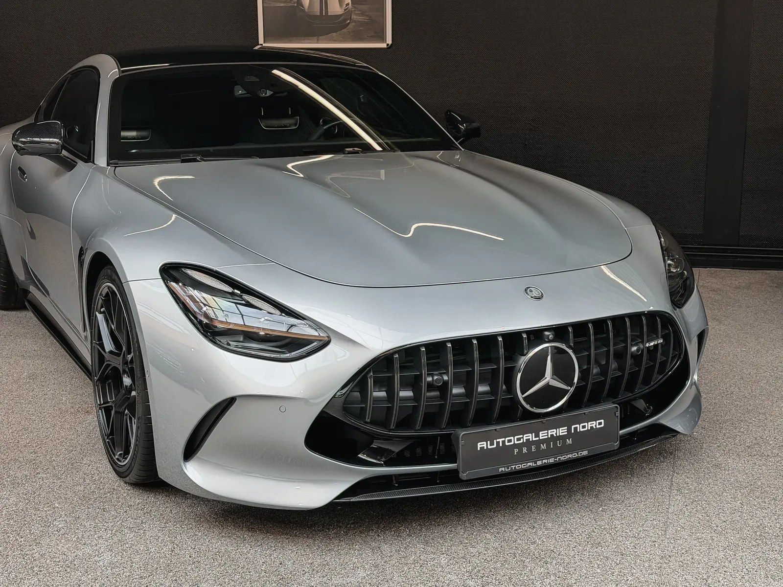 Mercedes-Benz AMG GT 63 4MATIC+ Coupe Premium Plus | Full Carb