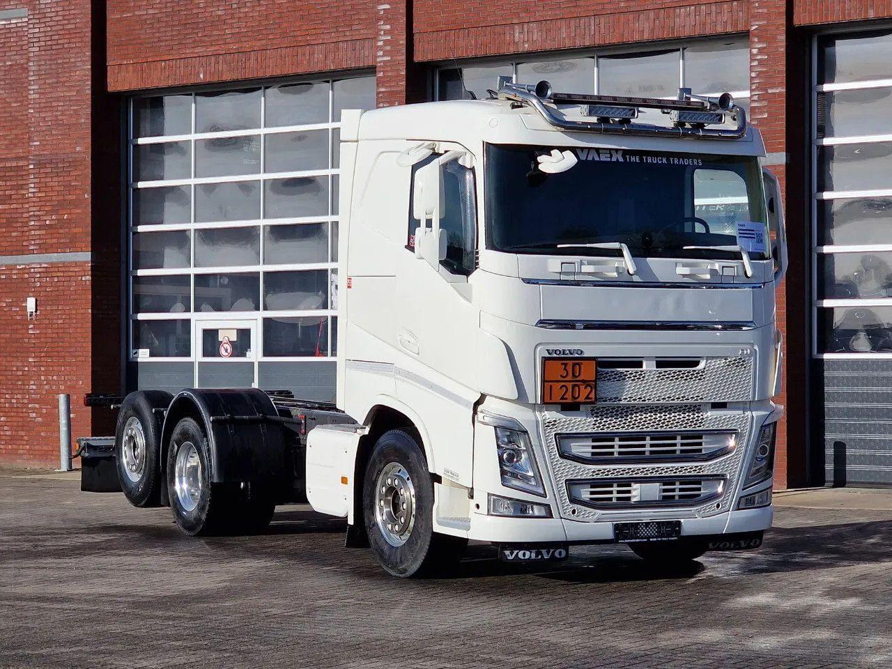 Volvo FH 13.540 6x2*4 Chassis - Low KM - ADR - Full ai