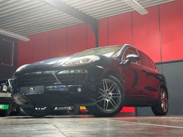 Porsche Cayenne - 2