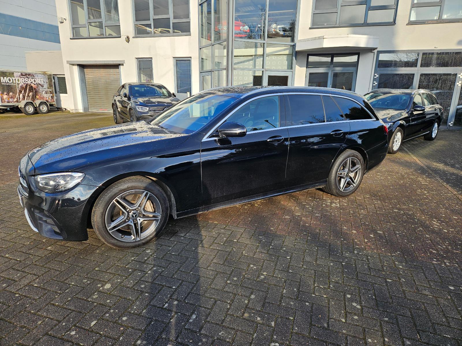 Mercedes-Benz E 300 de T AMG 2.Hd. Pano Mod.22 Scheckheft